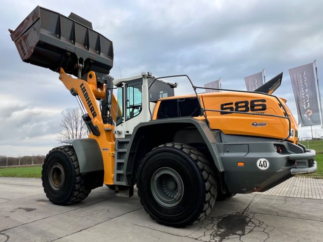 Liebherr L586 XPower++nur 7900h++(576/580)