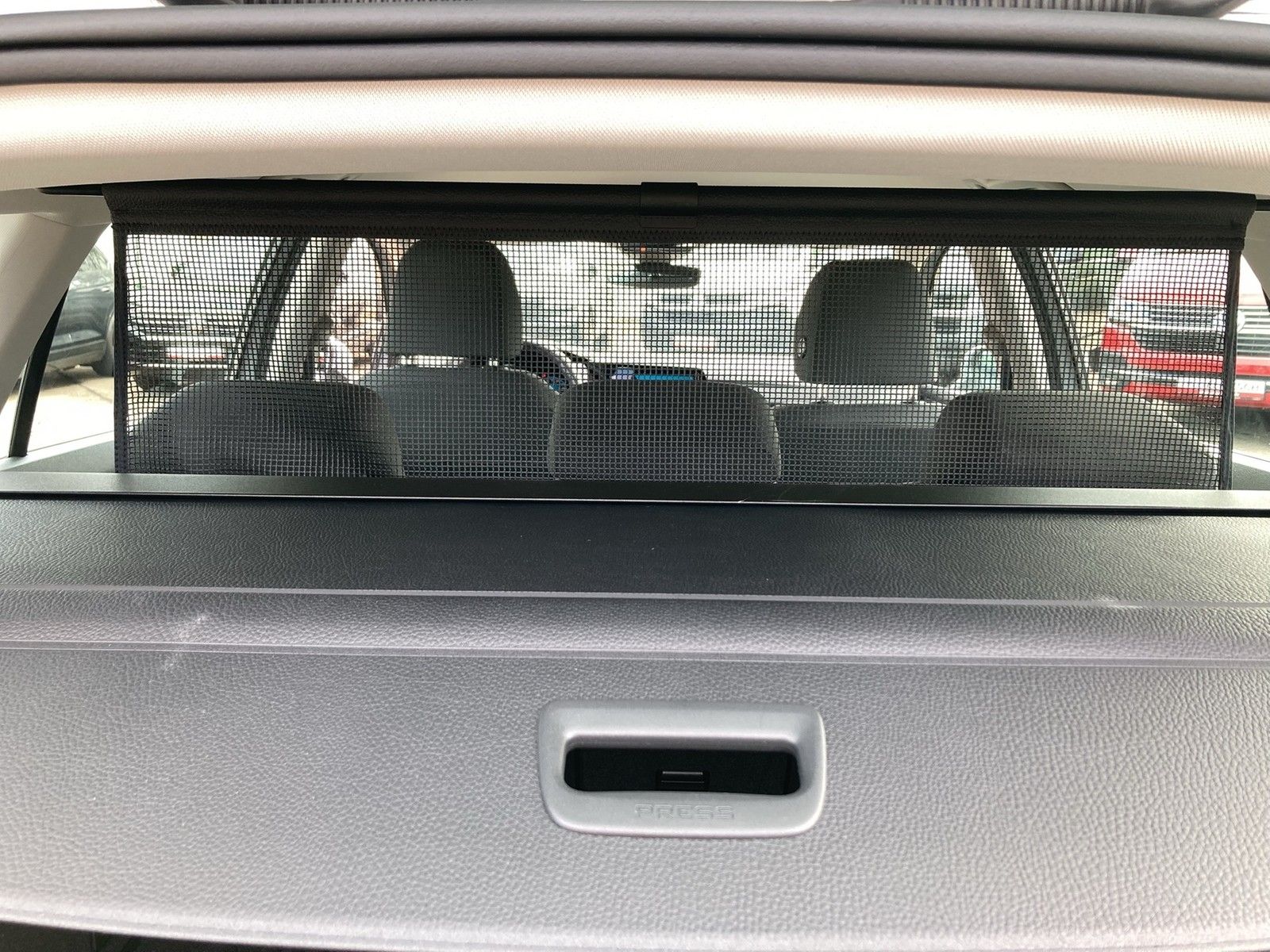 Fahrzeugabbildung Volkswagen Golf VIII Variant TSI Life LED Navi AID ACC PDC