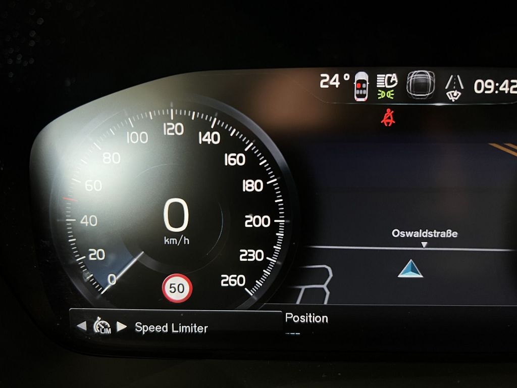 Volvo XC90 B5 (D) Momentum Pro AWD BLIS HeadUp Pano