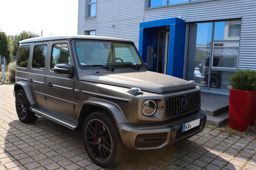 MercedesBenz G 63 AMG Monza grau magno I macchiatobeige 2023