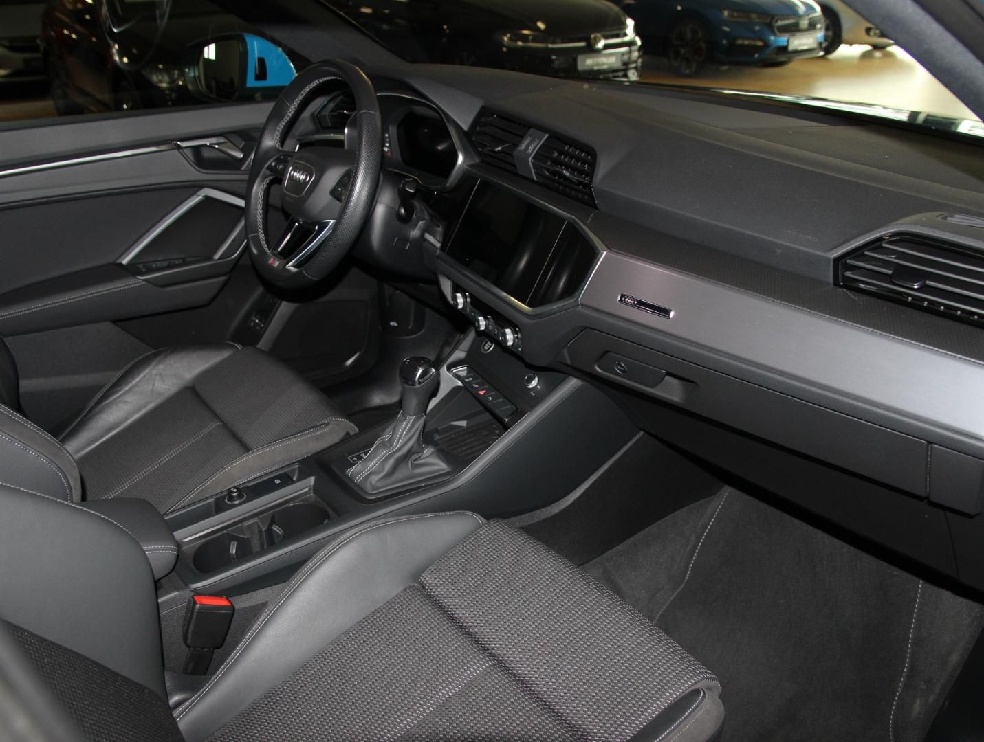 Audi Q3 Sportback TFSI e S line 1.4 TSI,S-Tronic,Memo foto 9