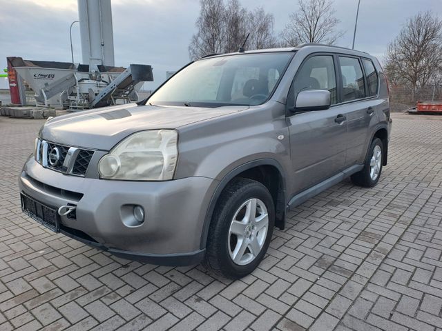 Nissan X-Trail XE 4X4