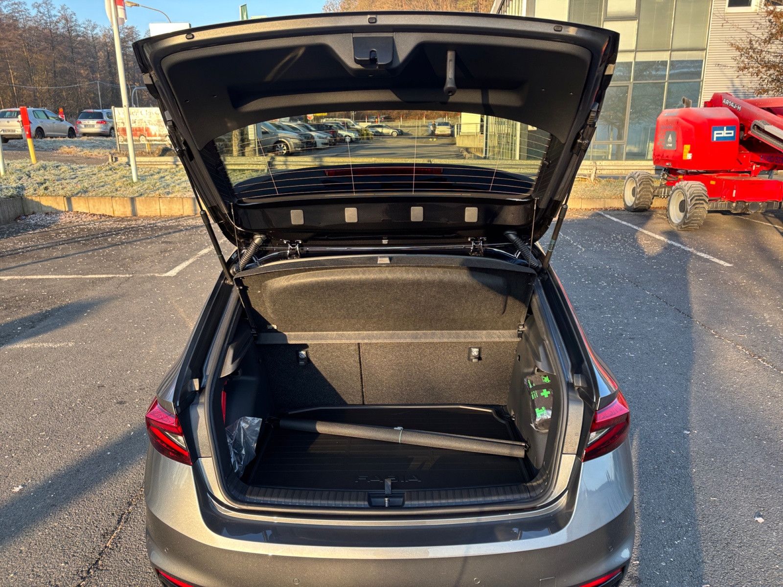 Fabia Monte Carlo 1.5TSI DSG ACC/SHZ/LHZ/Navi