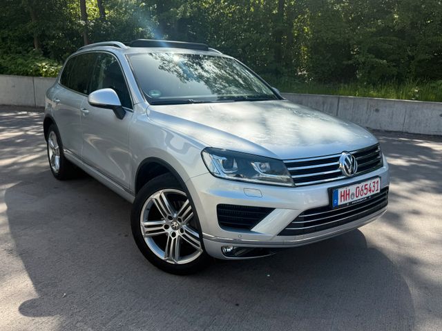 VW Touareg 3.0TDI ExecutivEdit/R-Line-Pano-LED-VOLL