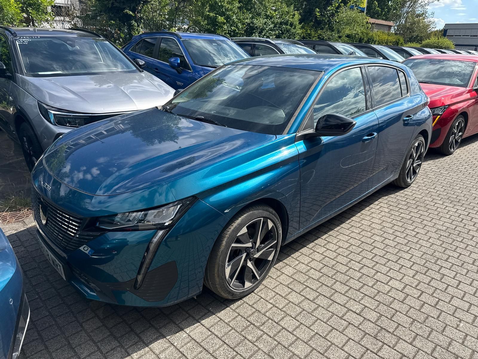 Peugeot Peugeot 308 1.2 Allure*Kamera*Navi*ACC*Leder*Klima