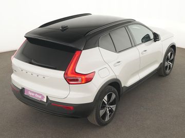 Volvo XC40 - 11