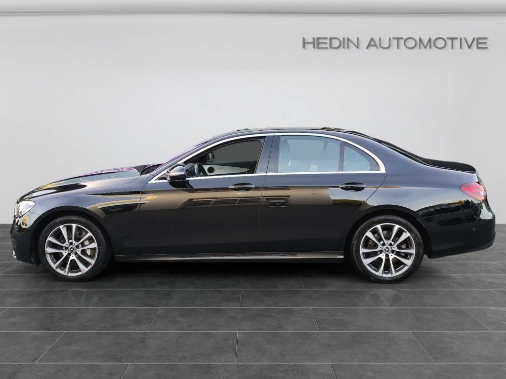 Mercedes-Benz E 300 e Limousine AMG|AMBI|MBUX|SHZ|KAM|LED|NAVI imagem 3