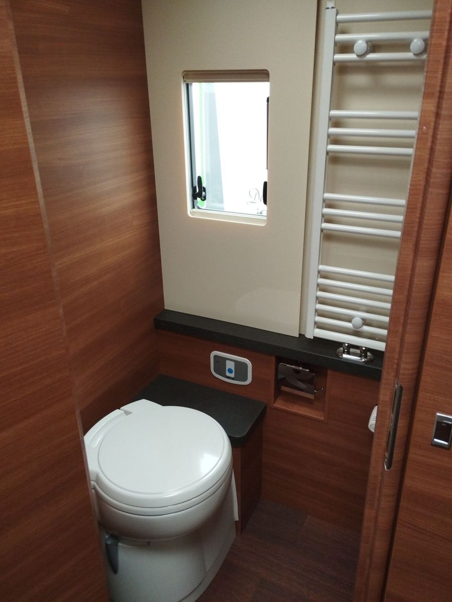 Fahrzeugabbildung Carthago chic c-line xl I 6.2 XL QB 2025, Hubstützen,ACC