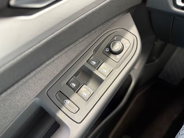 Golf VIII Variant Life 1.5 eTSI DSG LED TRAVEL A