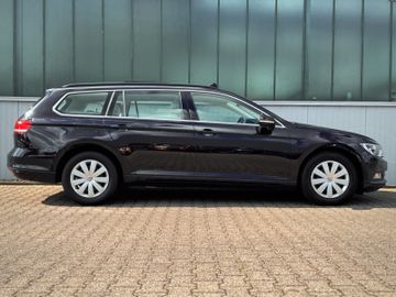 Volkswagen Passat Variant - 9