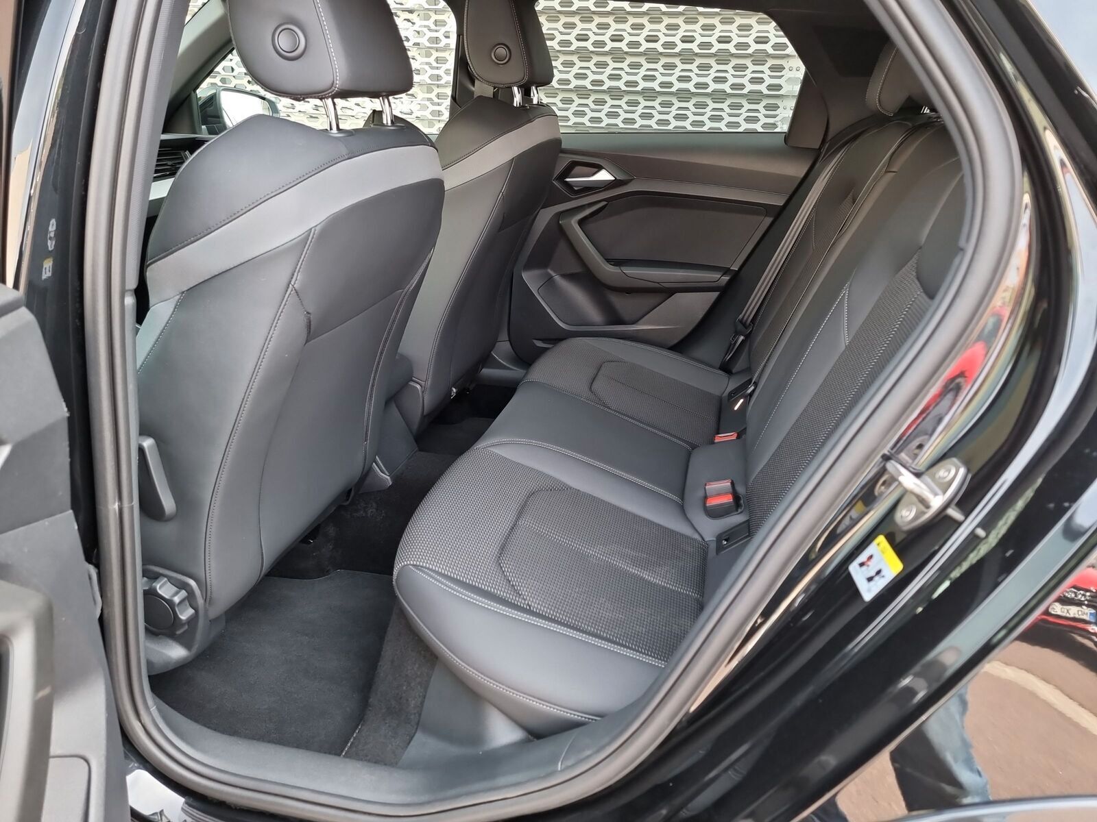 Fahrzeugabbildung Audi A1 citycarver 30 TFSI S line LED KAMERA