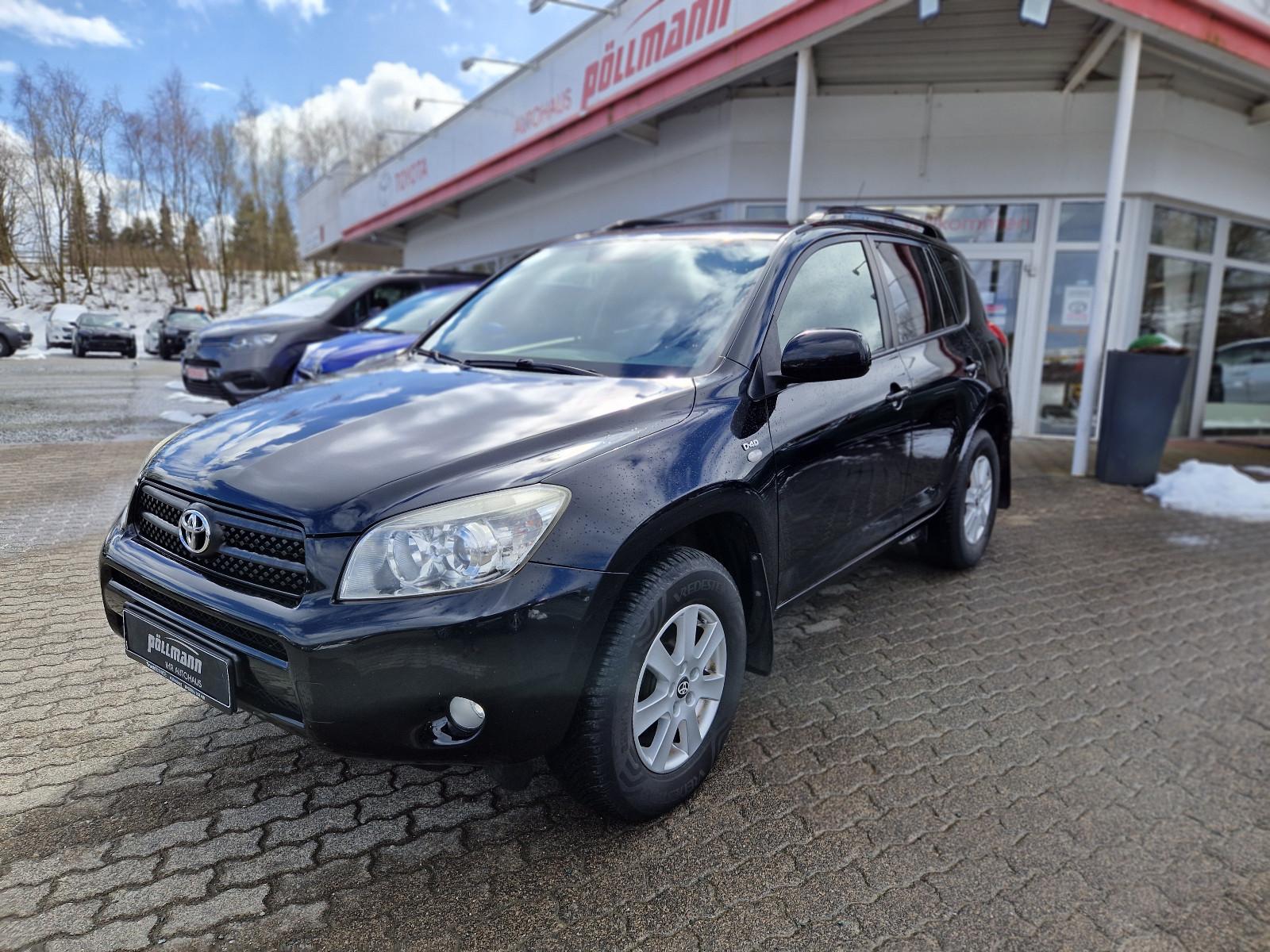 Toyota RAV4 Executive *4X4*Leder*SHZ*Klimaauto*