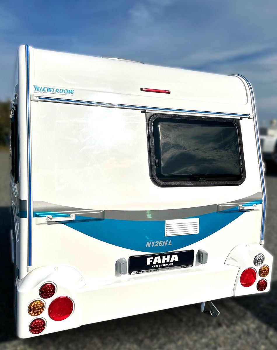 Fahrzeugabbildung Niewiadów Sonstige N 126 NL  AKS TRUMA ALU Moskito USB