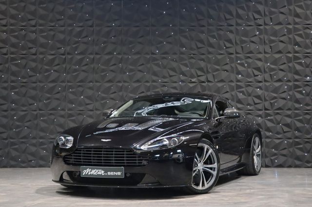 Aston Martin V12 Vantage 6.0 Carbon Black - Bucket Seats