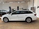 Skoda OctaviaCombi FirstEdition 2.0 DSG/MATRIX/HEAD-UP - Skoda Octavia Gebrauchtwagen in Braunschweig