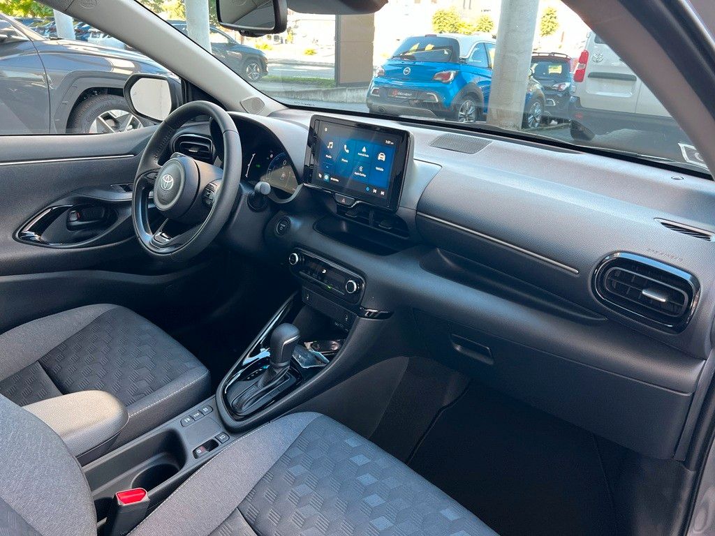 Fahrzeugabbildung Toyota Yaris Hybrid Teamplayer Comfortpaket