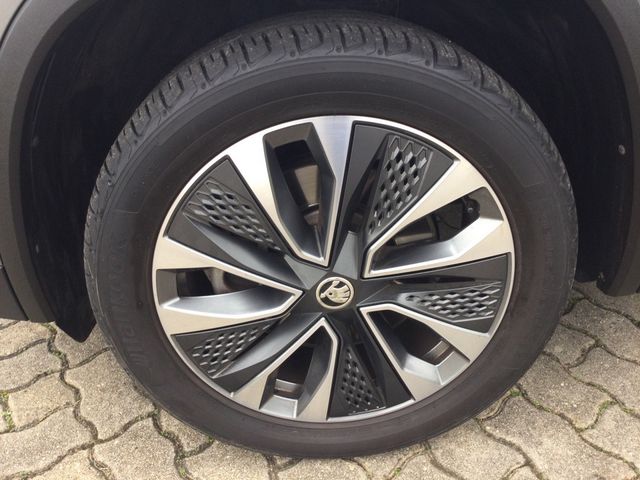 Kodiaq 2.0 TSI Tour 4x4 SHZ KAMERA NAVI ACC LED