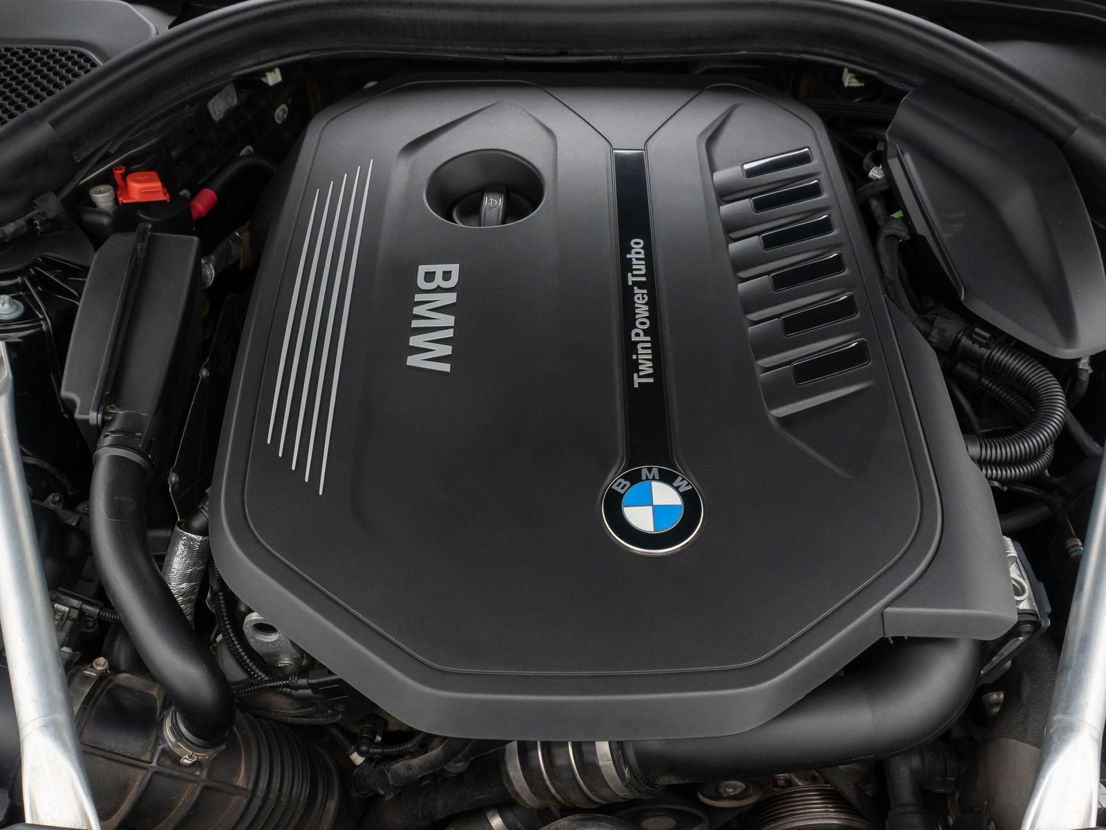 Fahrzeugabbildung BMW 540i xD Luxury Line HUD DAB Massage Panorama AHK