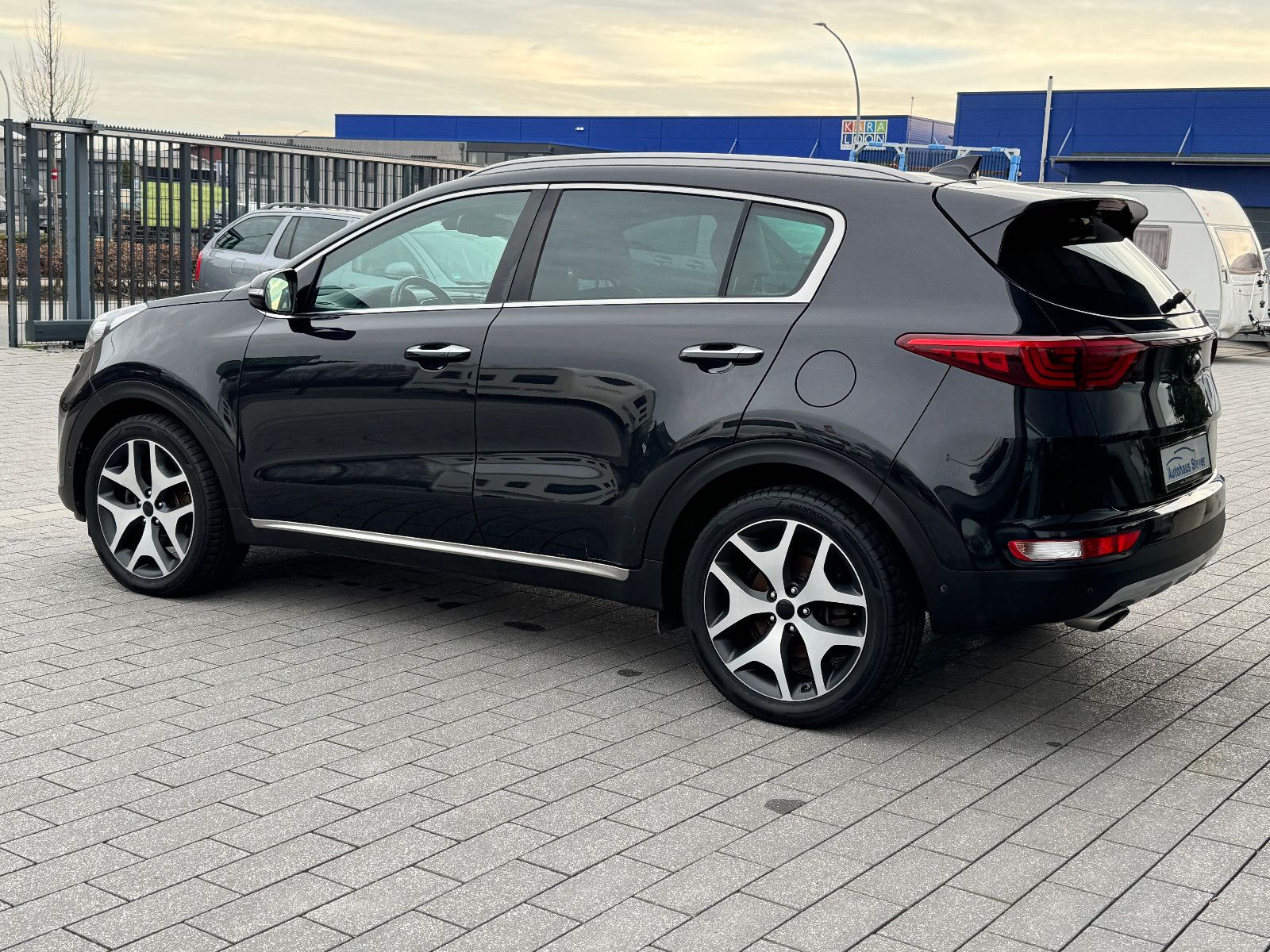 Fahrzeugabbildung Kia Sportage GT-Line 4WD