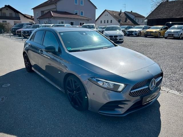 Mercedes-Benz A 220 4Matic AMG-Line Night Paket