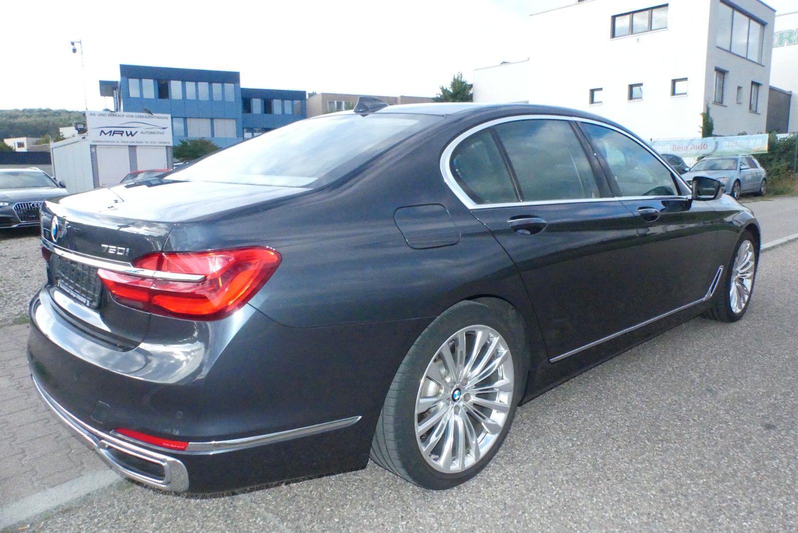 BMW 750 i foto 4