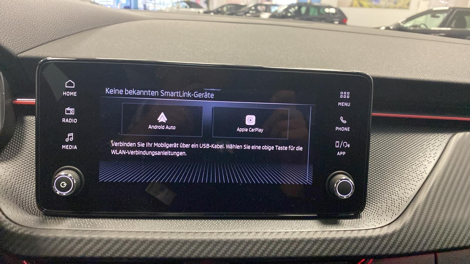 Fahrzeugabbildung SKODA Kamiq Monte Carlo 1.5TSI DSG+AHK+MATRIX+PANO+ACC