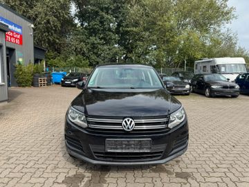 Volkswagen Tiguan - 2