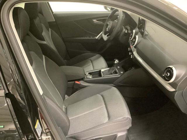 Q2 advanced 35 TFSI S tronic,Carplay,PDC plus,Ka