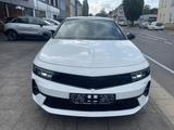Opel Astra L Sports Tourer GS - Opel Astra mit Benzin-Antrieb: Weiß