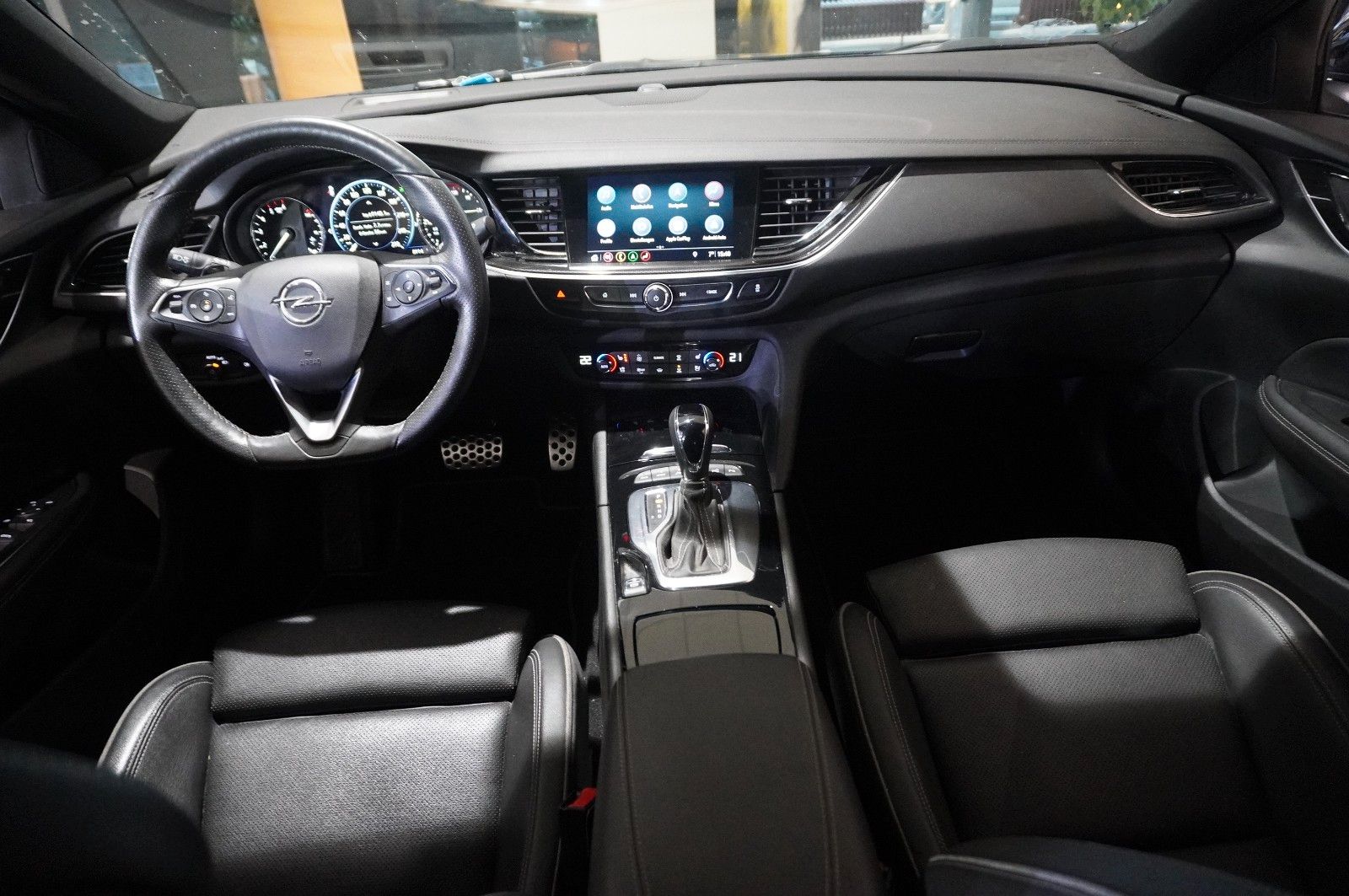 Fahrzeugabbildung Opel Insignia B GS GSi 4x4 PERFORMANCE/20"ALU/MASSAGE