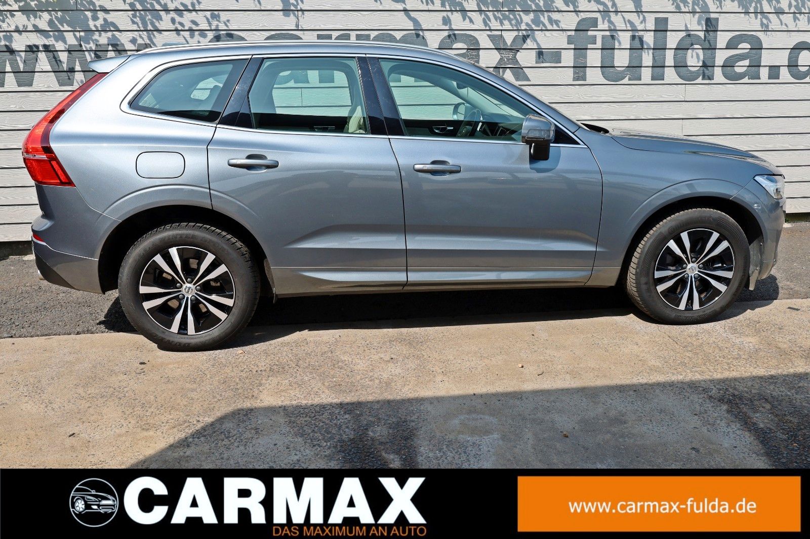 Fahrzeugabbildung Volvo XC60 Momentum Pro Leder,Navi,LED,Panorama,SH,PDC