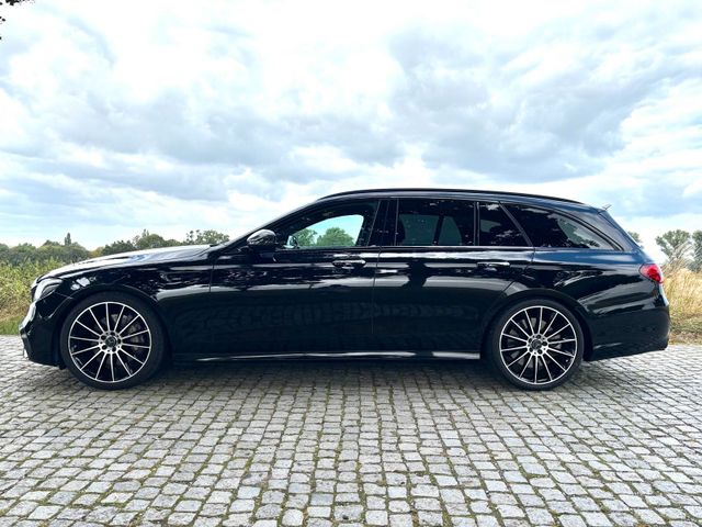 Mercedes-Benz E 400 Mercedes E400 T 4Matic S213 AMG Pano AHK B...