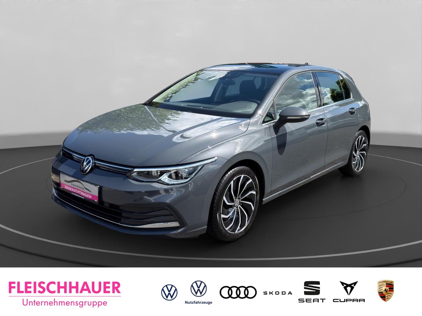 Volkswagen Golf VIII Style 1,5 TSI  Matrix+Pano+Navi+CarPla