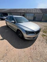 Skoda Superb 1.8 TSI DSG L&K Combi L&K - Skoda Superb: 1.8