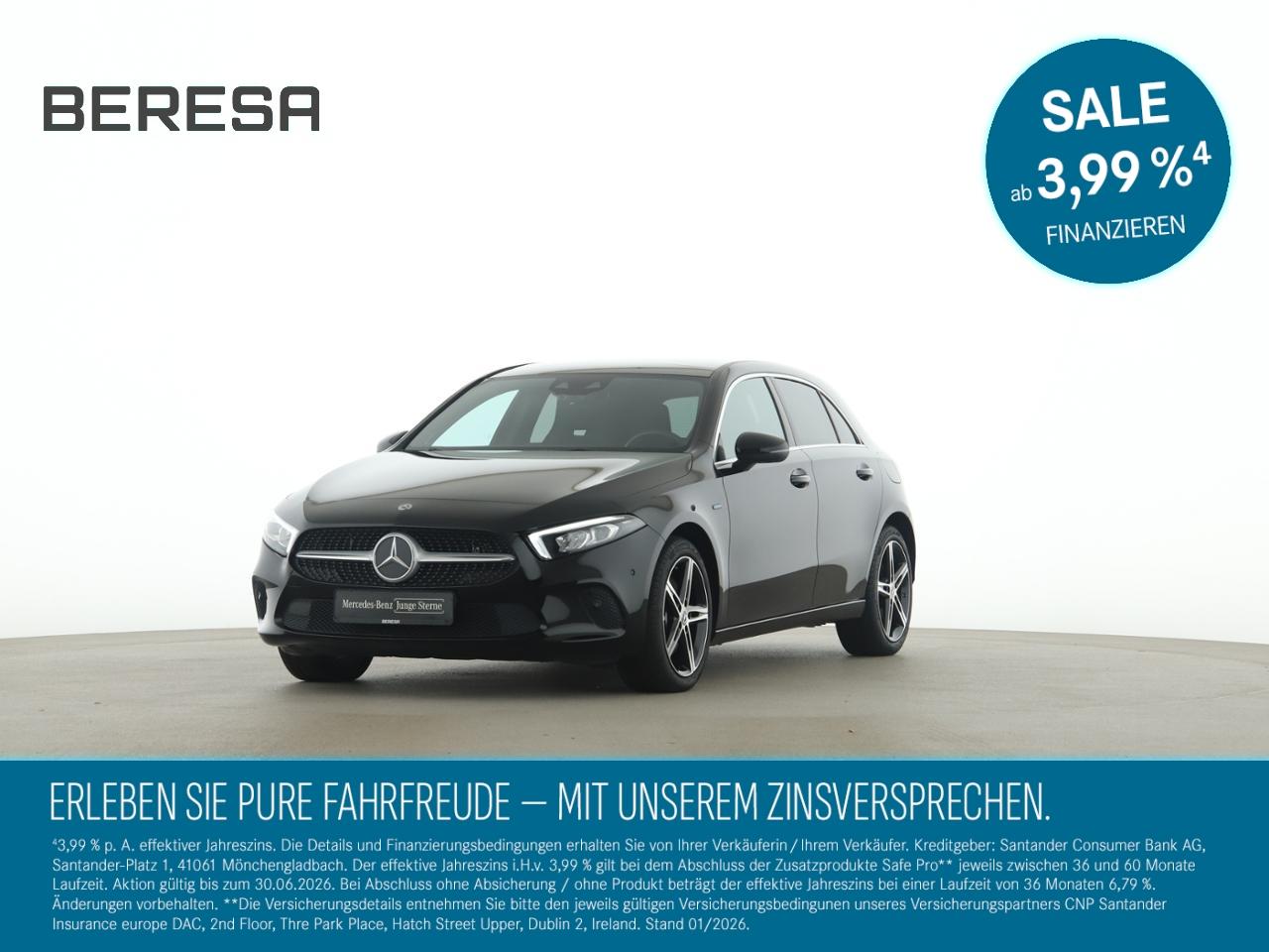 Mercedes-Benz A 250 e Progressive MBUX Pano Burmester