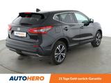 Nissan Qashqai 1.6 N-Connecta*NAVI*TEMPO*CAM*PDC*SHZ* - gebrauchte Nissan Qashqai aus dem Jahr 2017