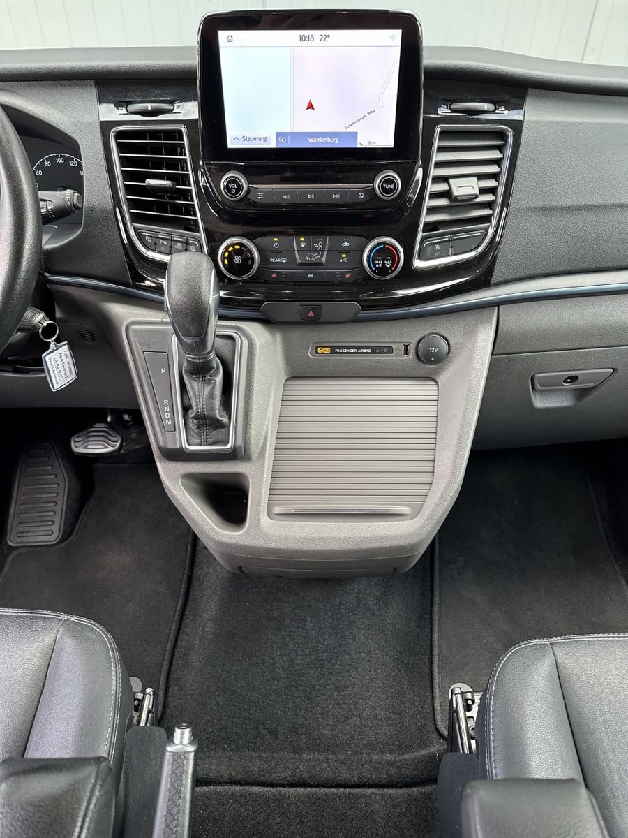 Fahrzeugabbildung Ford Tourneo Custom 320 L2H1 Active NAV+XEN+KAM+AHK