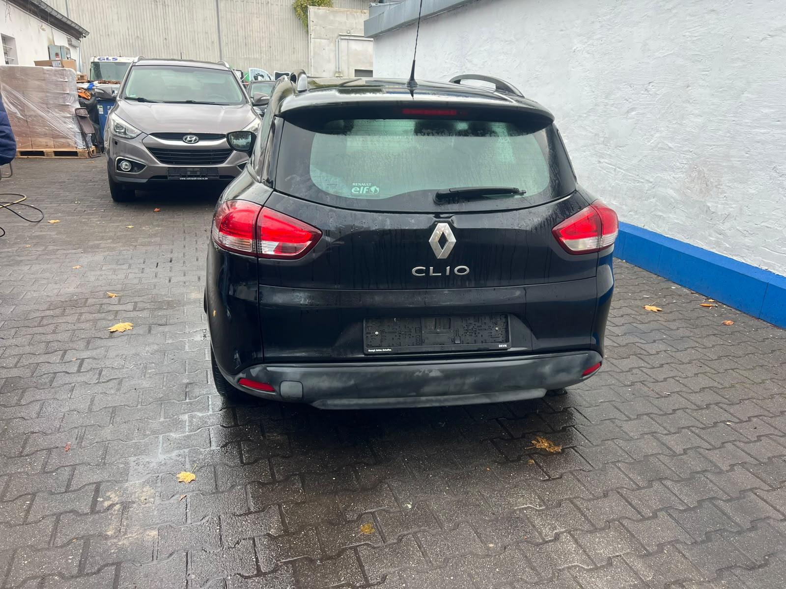 Renault Clio 2015 — interior