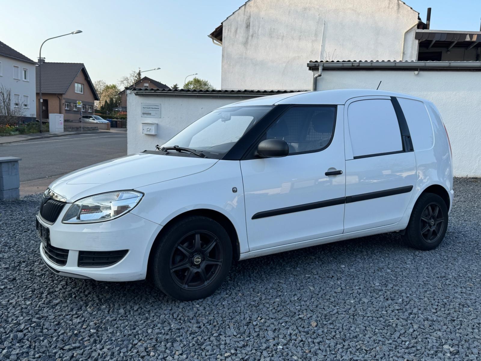 Skoda Roomster Praktik/EURO 5/TÜV NEU/Kastenwagen