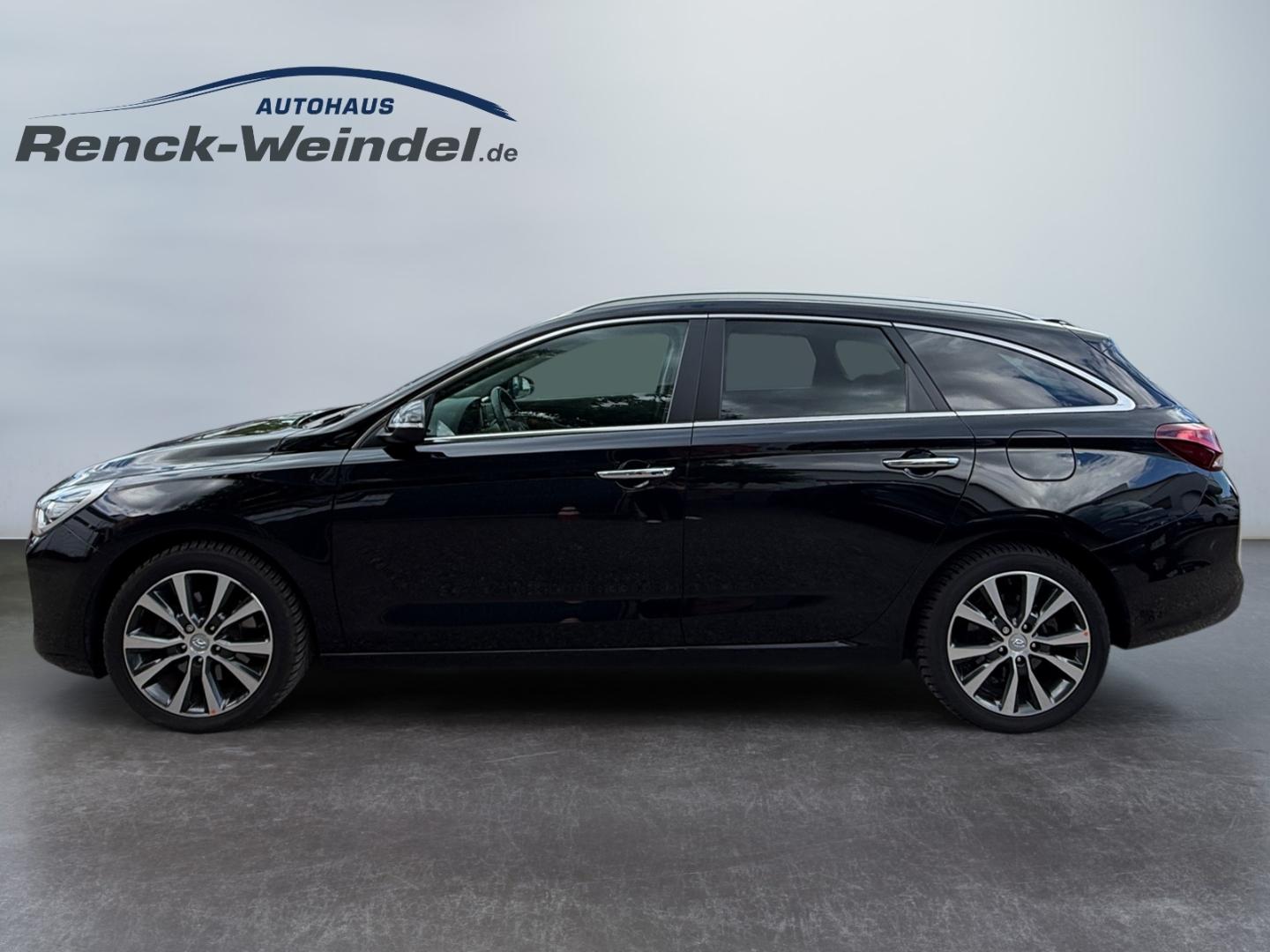 Hyundai i30 Premium cw Leder Klimasitze LED Apple CarPla