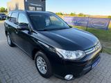 Mitsubishi Outlander ClearTec Invite 2WD+Klima+Tempo+1.Hand - Mitsubishi Gebrauchtwagen von 2013