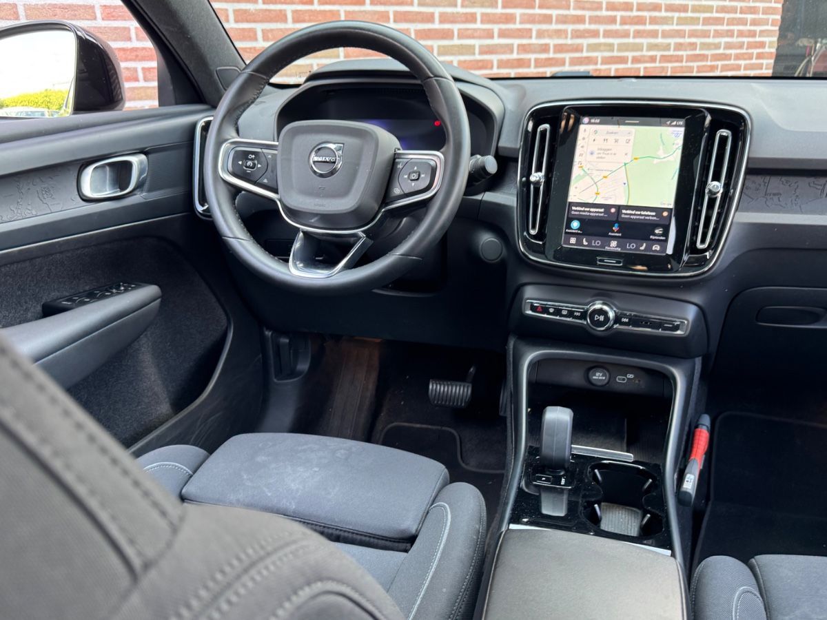 Volvo C40 Single motor Core 69kWh SOH 91% | Pano | Nav imagem 3