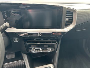 Fotografie 12 des Opel Mokka-e Elegance Kamera LED Sitz-/Lenkradheizung