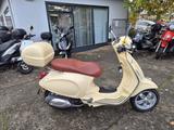 Vespa Primavera 50 - VESPA BEIGE ROLLER
