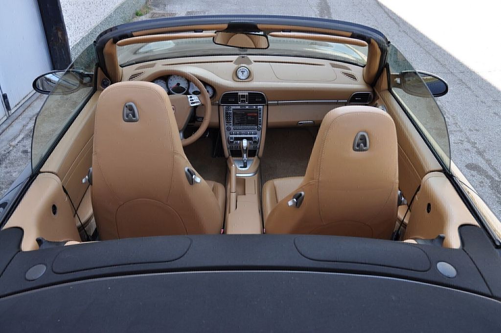 PORSCHE 911 2007