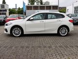 BMW 118d Advantage Live Cockpit PDC v+h - BMW 118 aus 2022