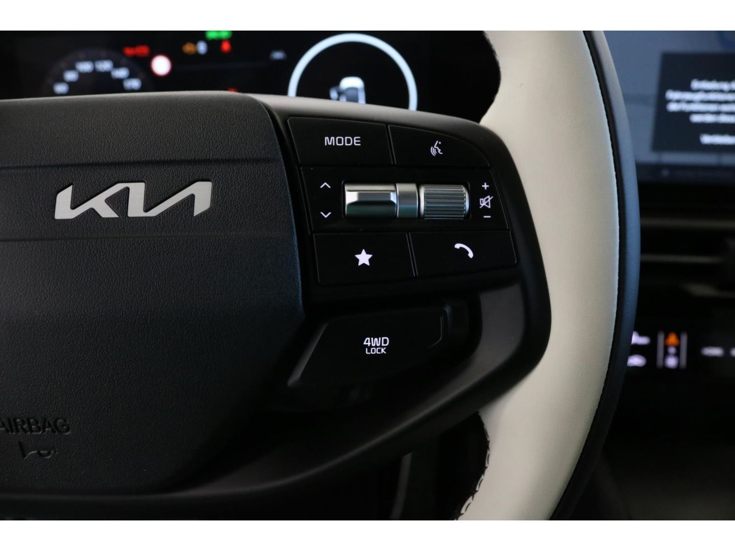 Fahrzeugabbildung Kia Sportage GT-Line 4WD Panoramadach P3 P4 P5