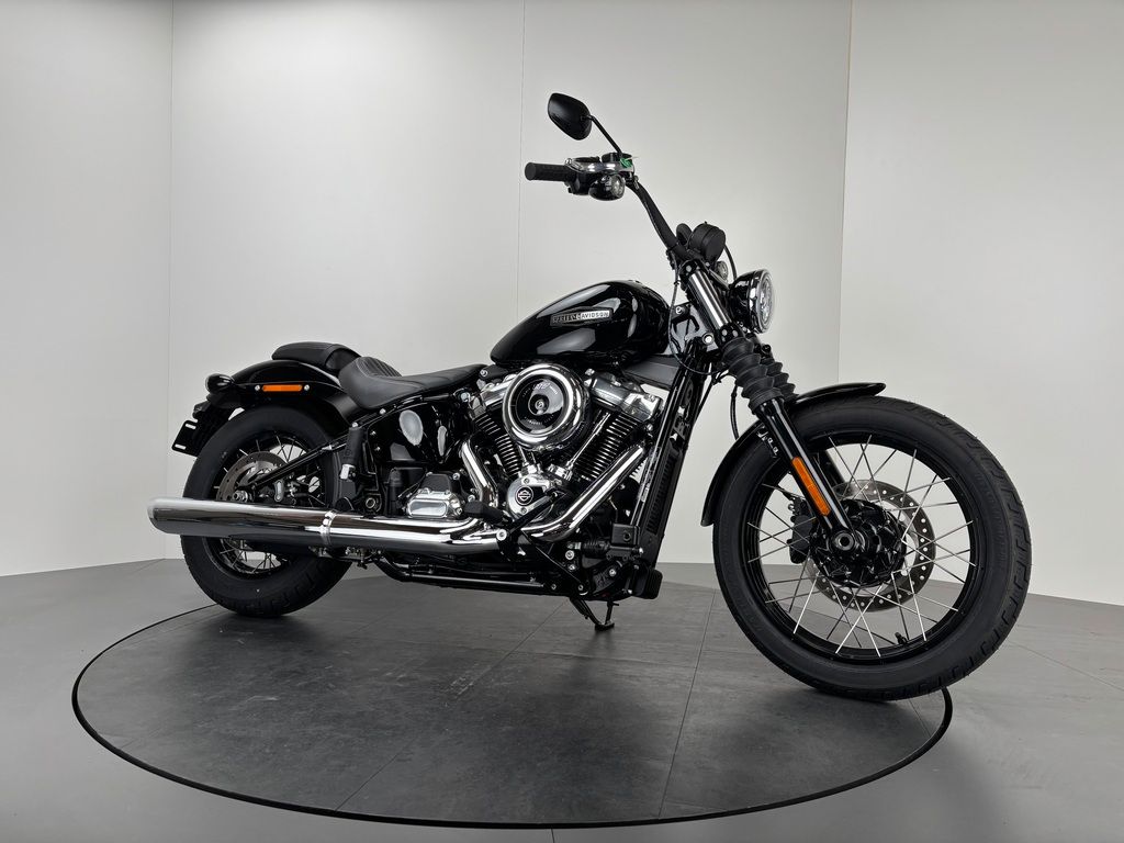 Fahrzeugabbildung Harley-Davidson STREET BOB 117 *NEUWERTIG *1.HAND