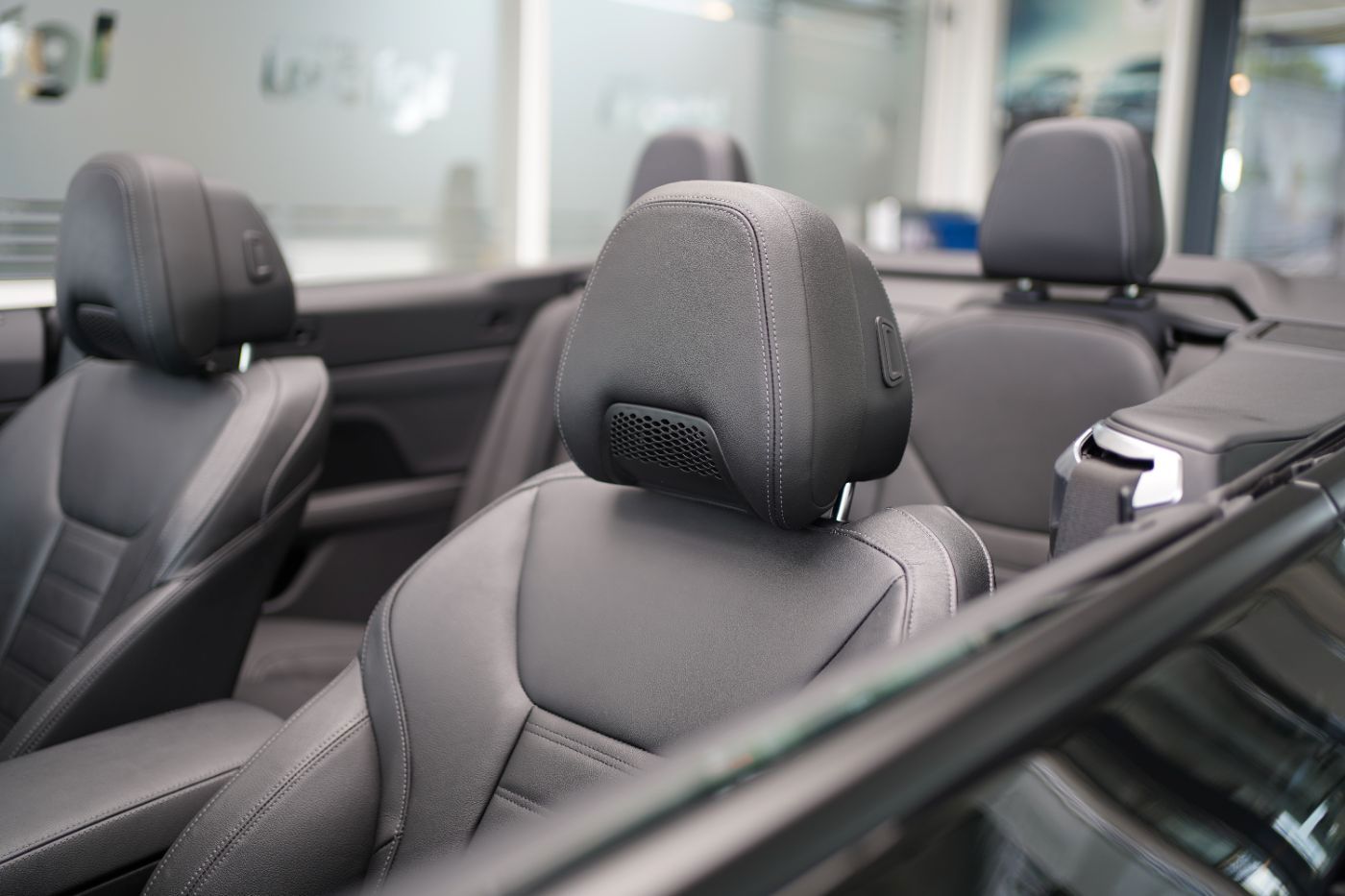Fahrzeugabbildung BMW 420i Cabrio Open-Air Paket+DrivingAssist+Laserli