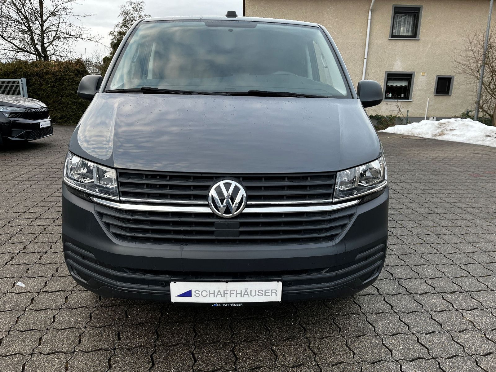 Fahrzeugabbildung Volkswagen T6 Transporter NAVI AHK KLIMA